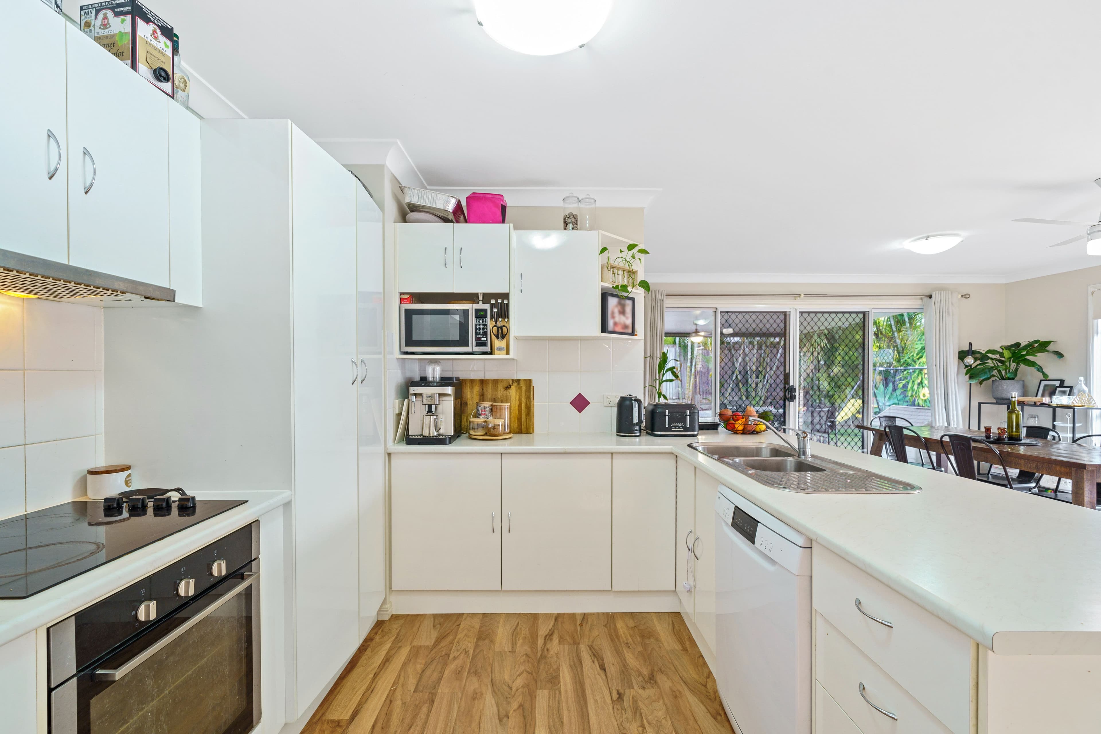 3 De Marce Court, Springfield Lakes QLD 4300, Springfield Lakes - Thumbnail 3
