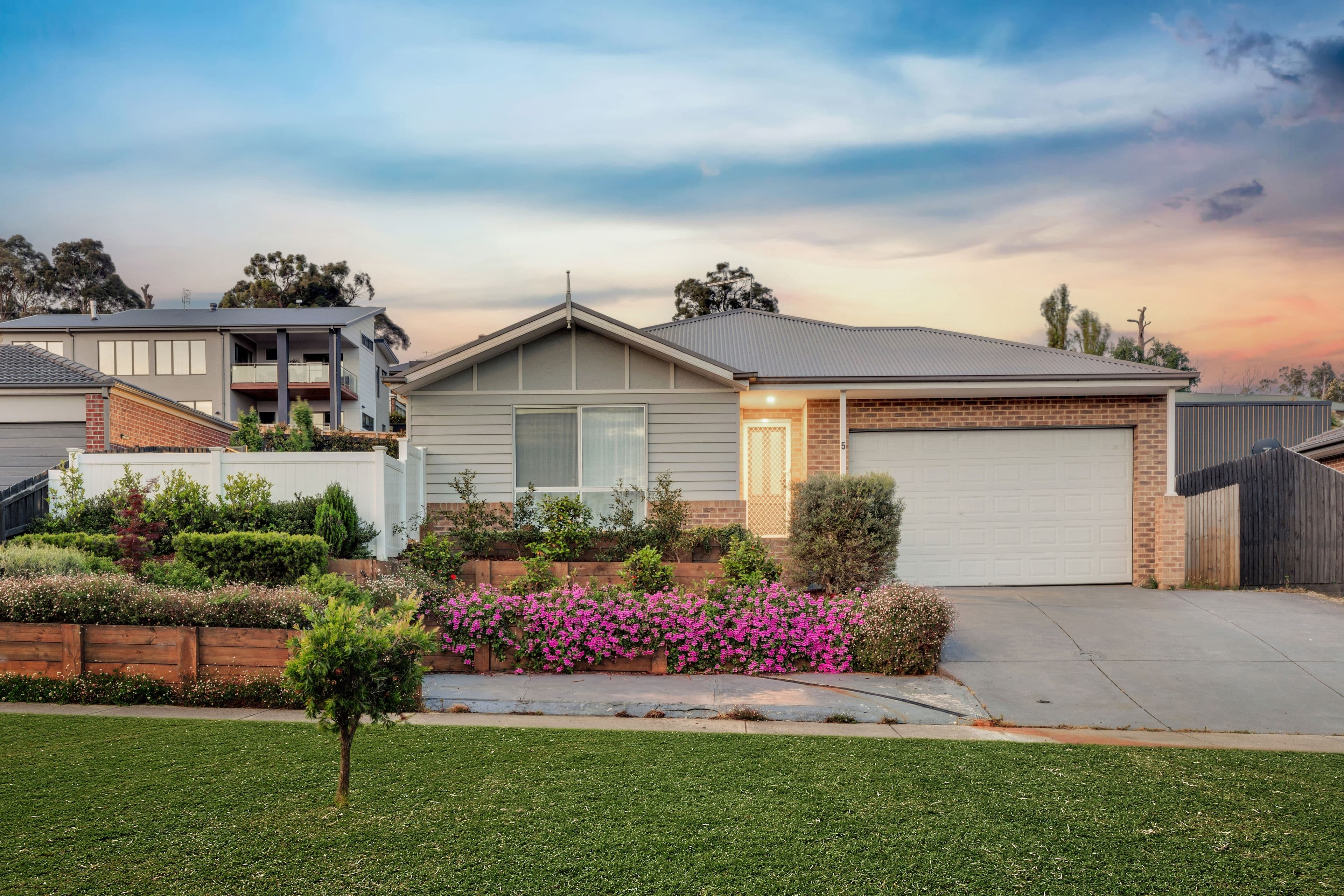 5 Riverside Avenue, Bunyip VIC 3815, Bunyip - Image 1
