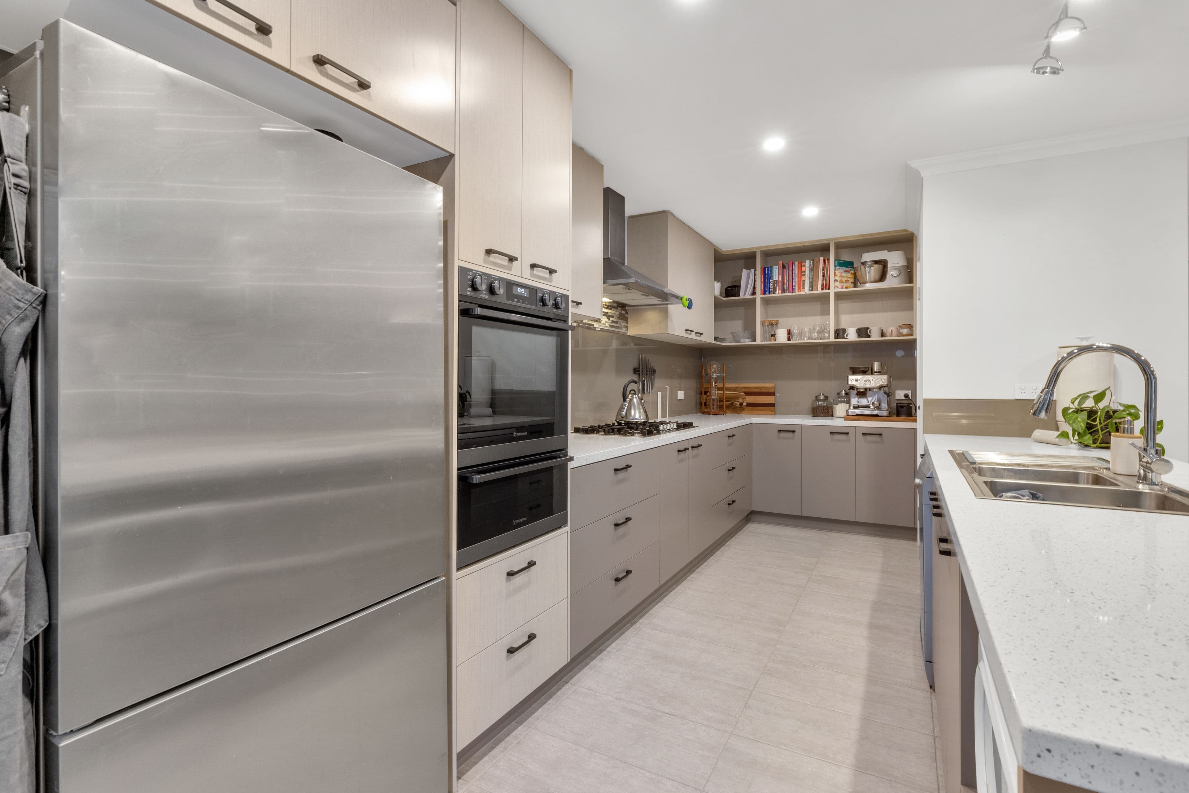 5 Riverside Avenue, Bunyip VIC 3815, Bunyip - Thumbnail 2