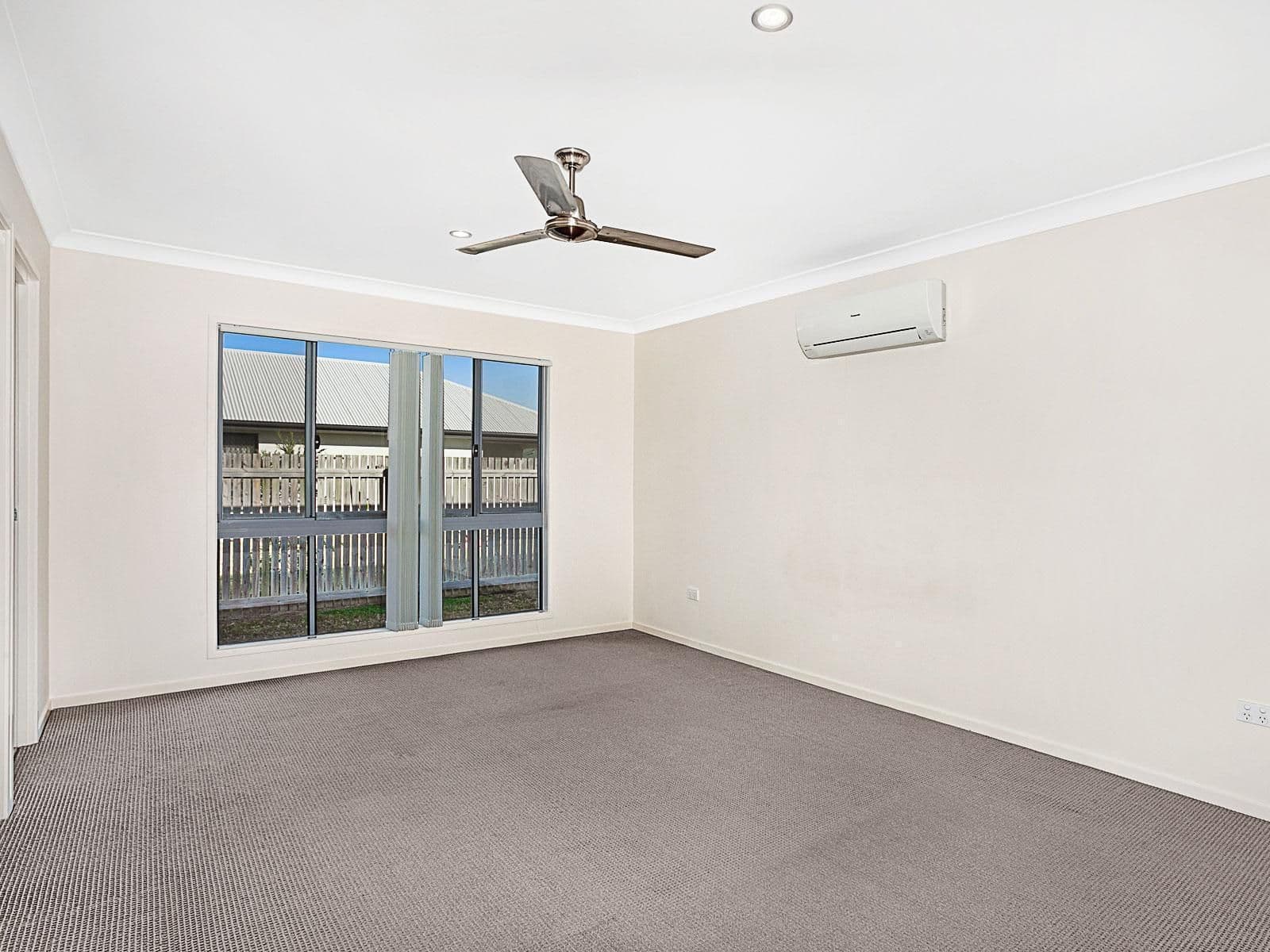 20 Ellenor Street, Mount Low QLD 4818, Mount Low - Thumbnail 5