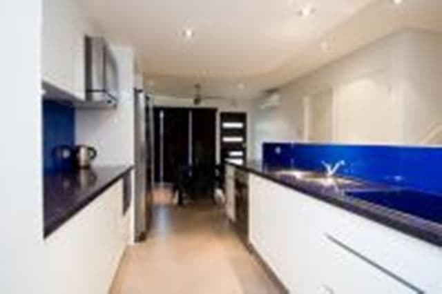 17-19 Digger Street, CAIRNS NORTH QLD 4870, Cairns North - Thumbnail 3