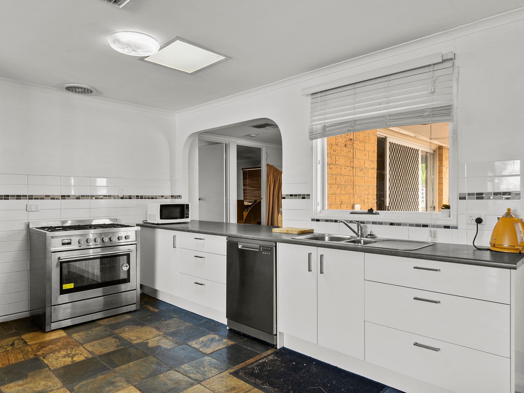 11 MacDonald Road, Christie Downs SA 5164, Christie Downs - Thumbnail 5