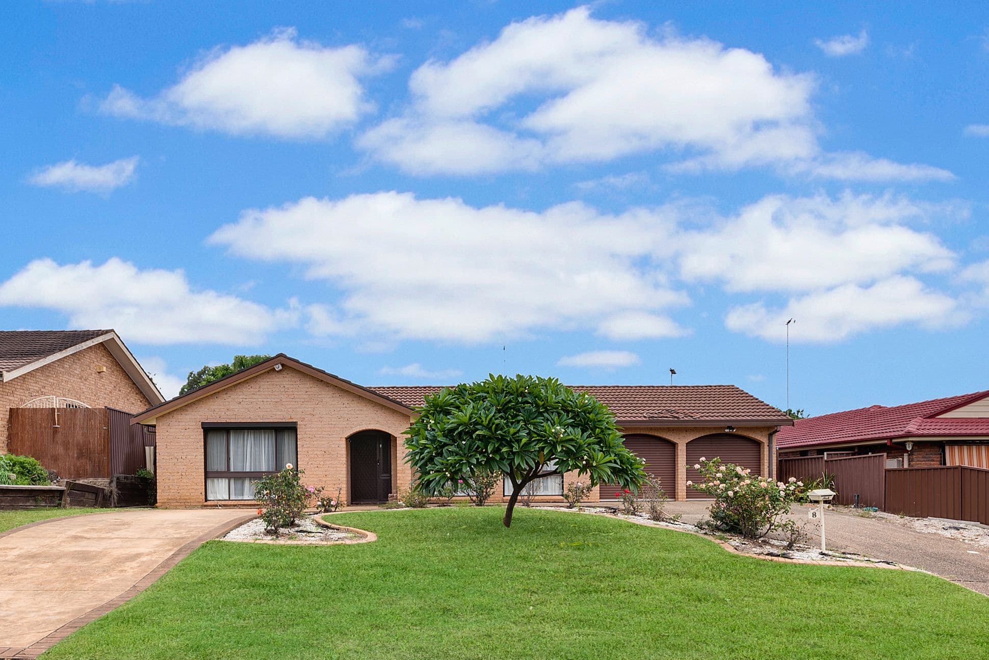 8 Gambia Street, Kearns - Image 1