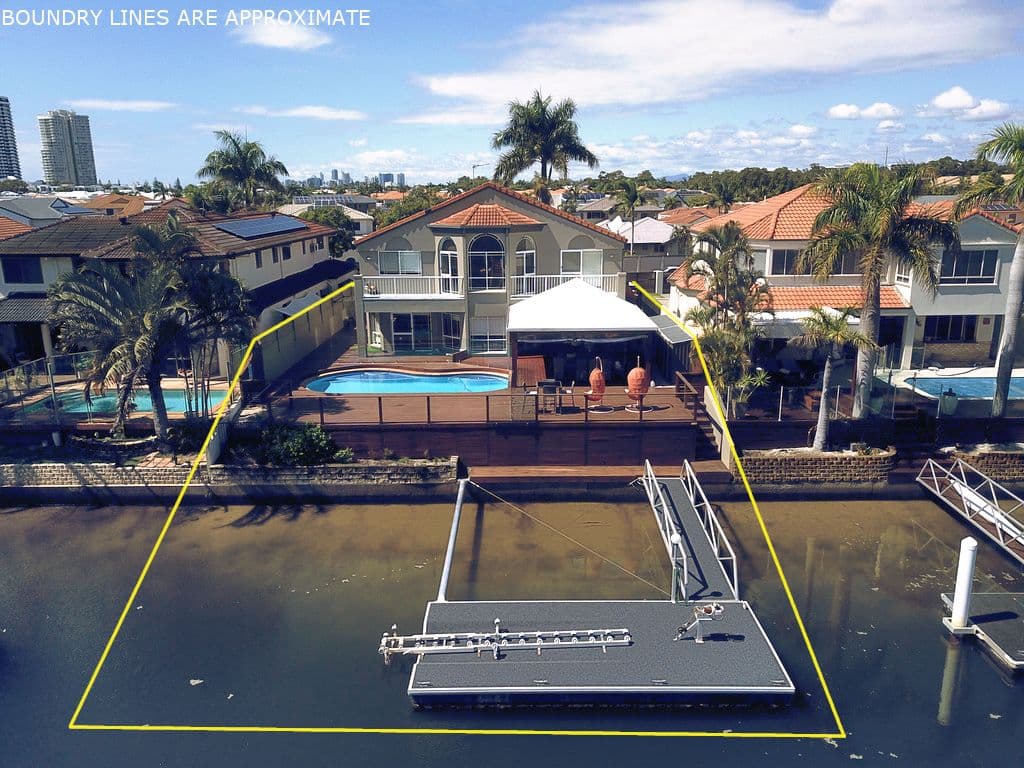 8 Folkstone Place, Runaway Bay QLD 4216, Runaway Bay - Thumbnail 3