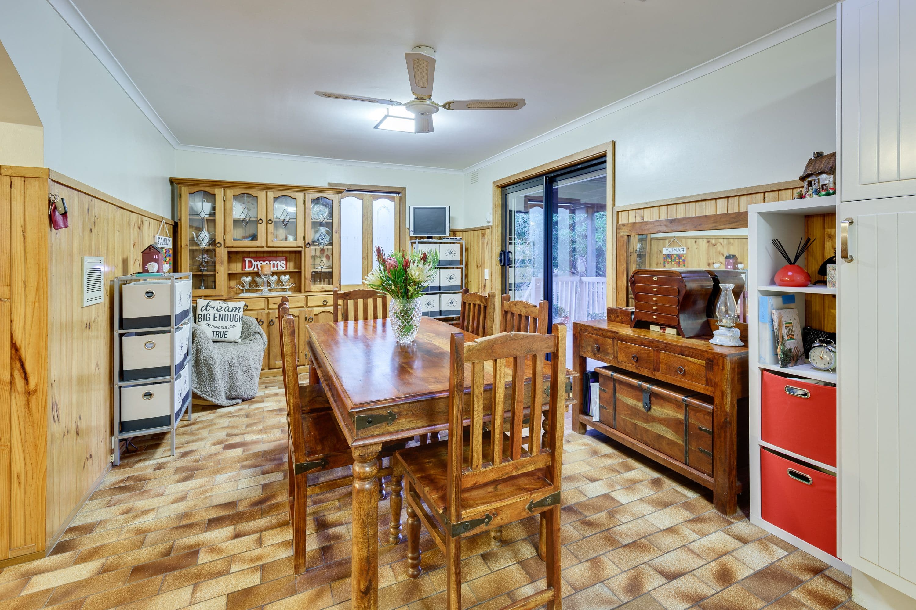 1 Strickland Avenue, Mill Park VIC 3082, Mill Park - Thumbnail 3