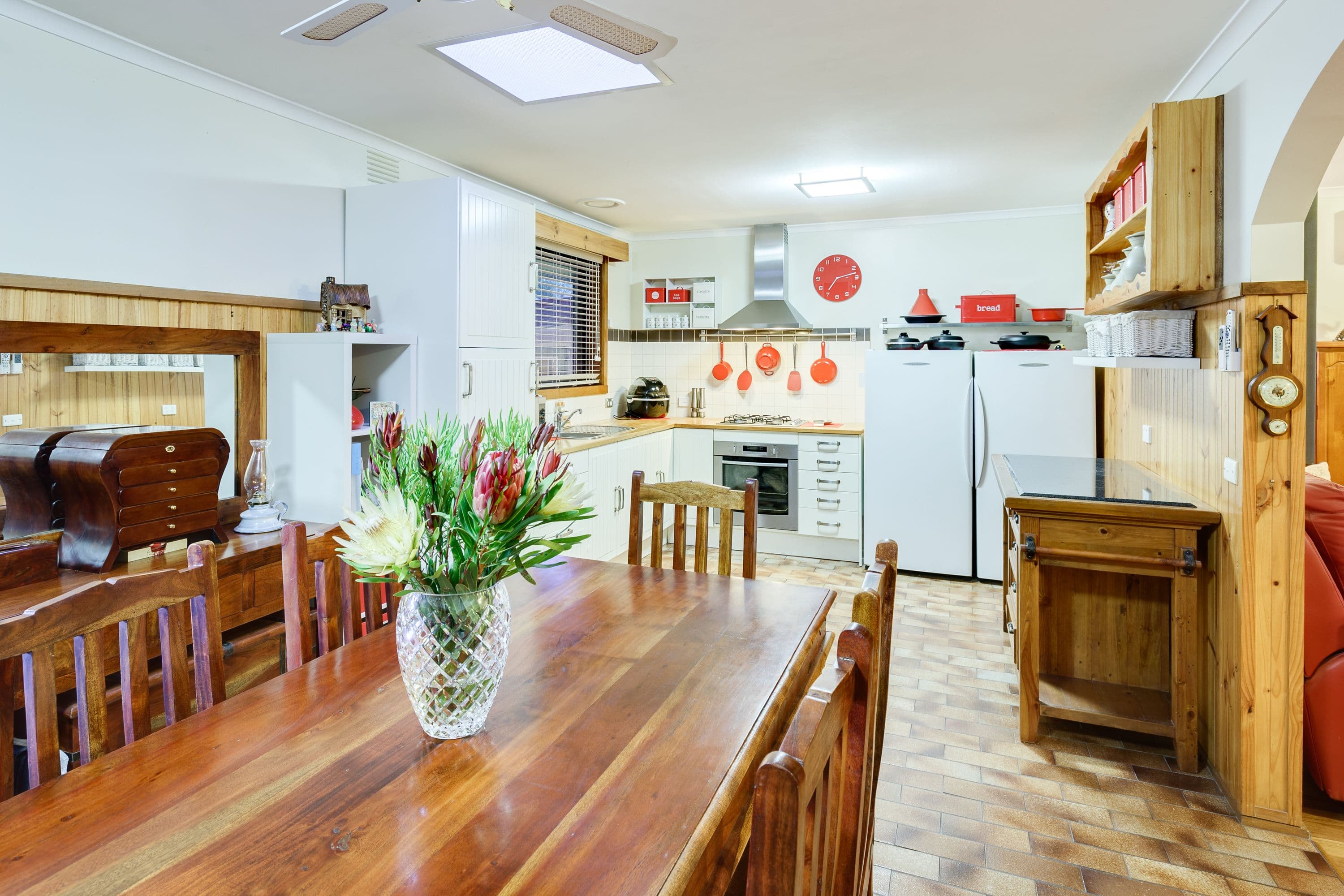 1 Strickland Avenue, Mill Park VIC 3082, Mill Park - Thumbnail 4