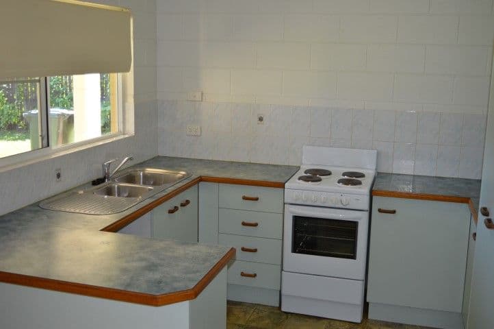 8 YAMALA Close, Mission Beach QLD 4852, Mission Beach - Thumbnail 2