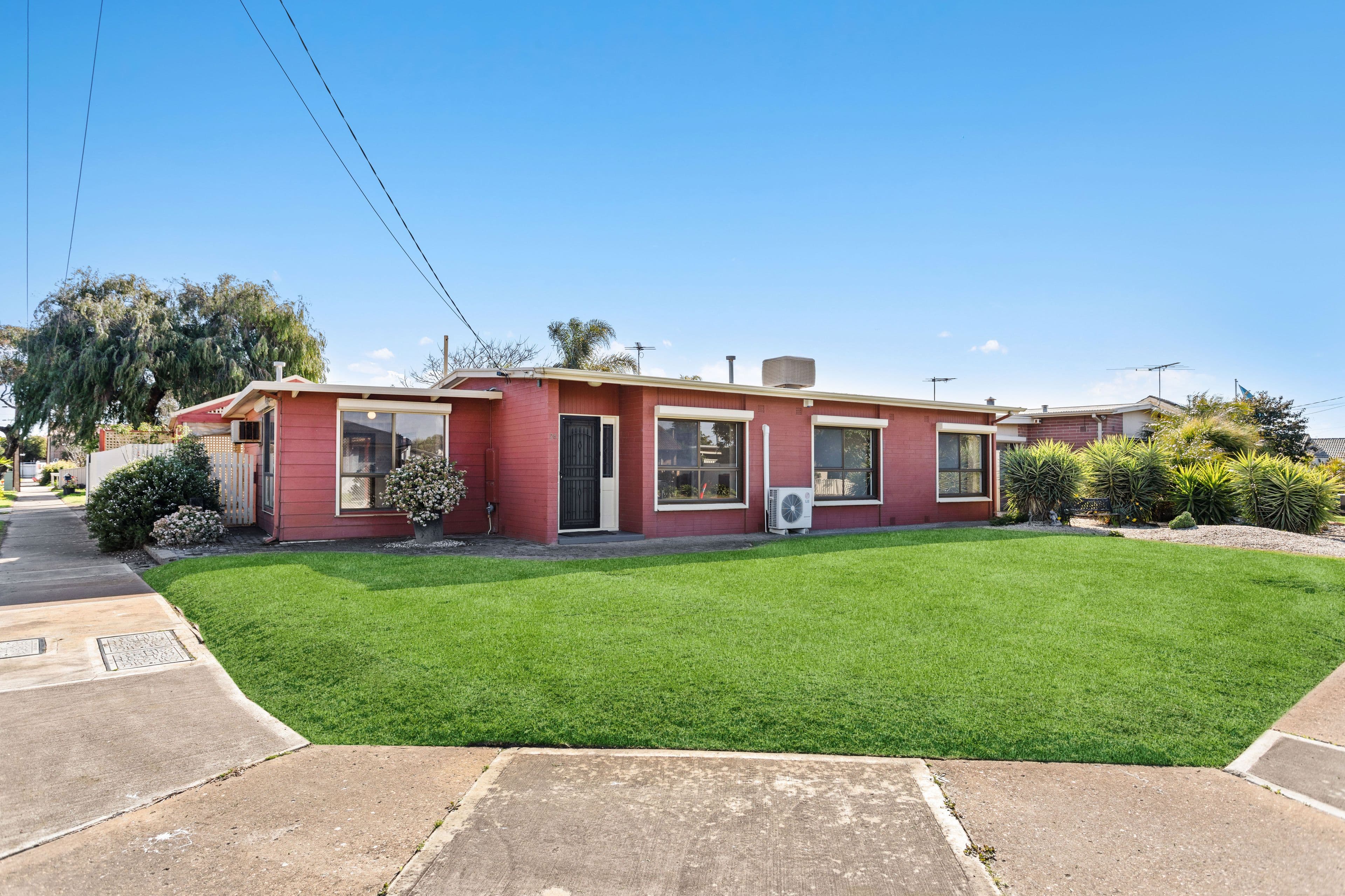25 Riverina Street, Largs North SA 5016, Largs North - Image 1