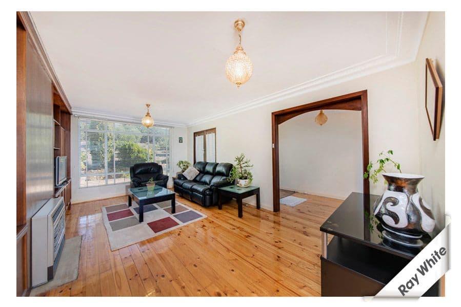 9 Hamelin Crescent, NARRABUNDAH ACT 2604, Narrabundah - Thumbnail 2