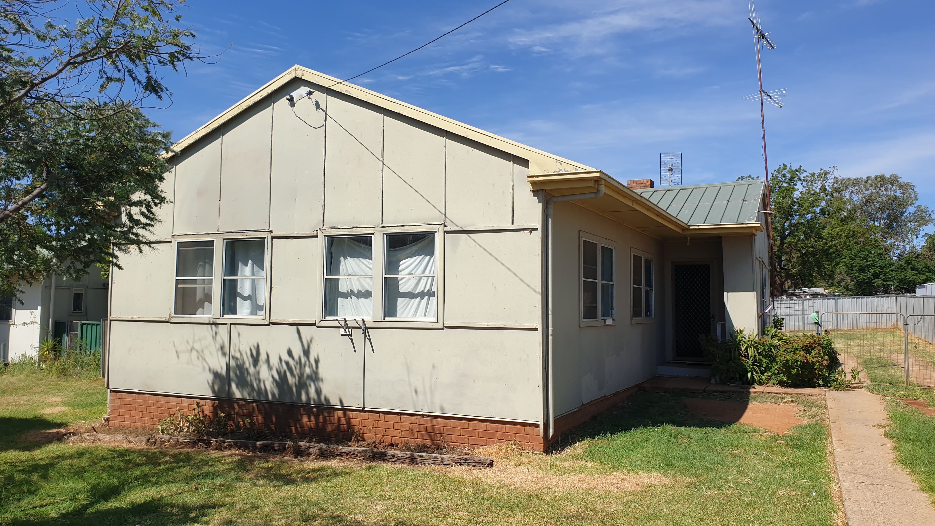 13 Charles Rigg Avenue, Parkes NSW 2870, Parkes - Image 1