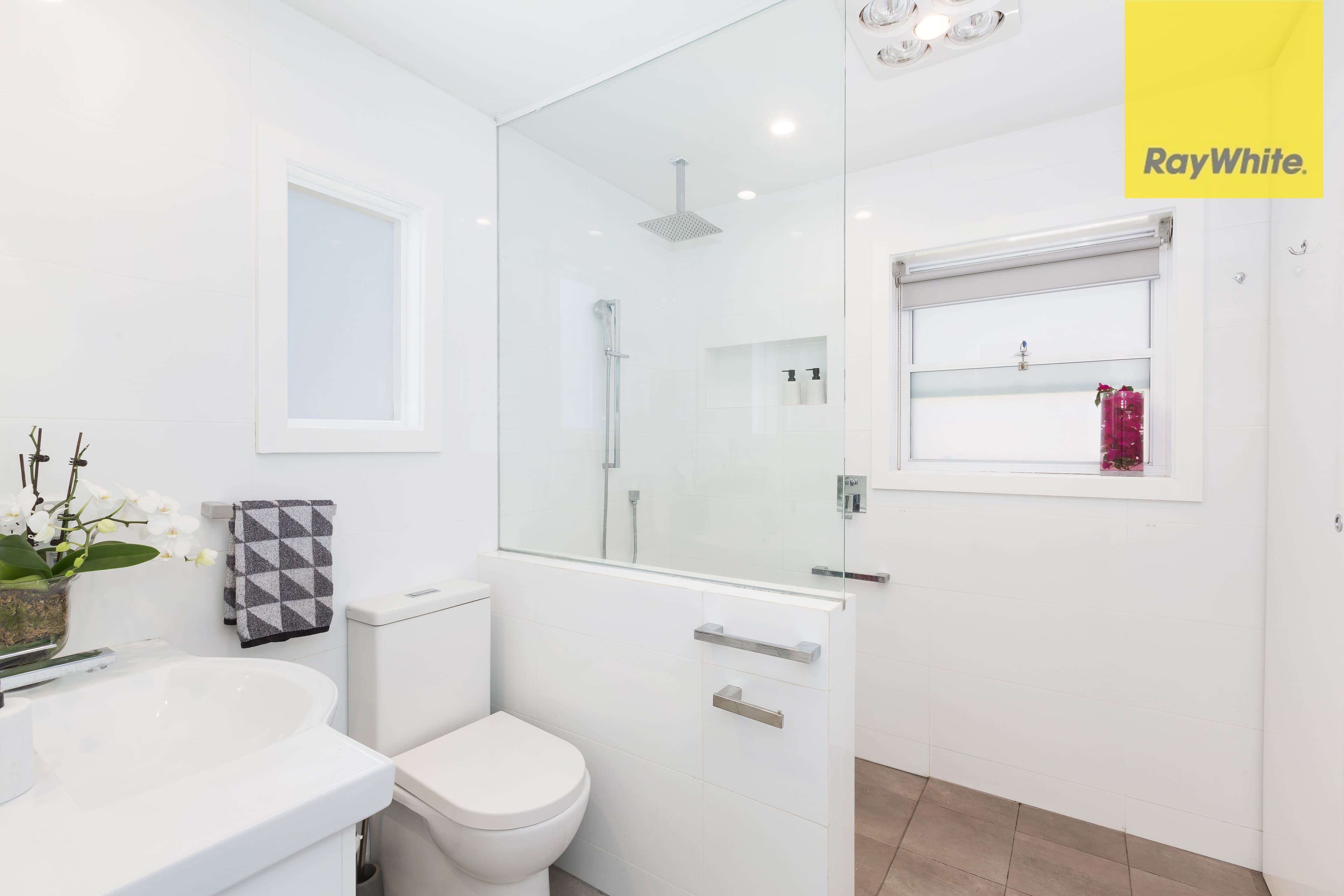 11 Taronga Parade, Caringbah - Thumbnail 5