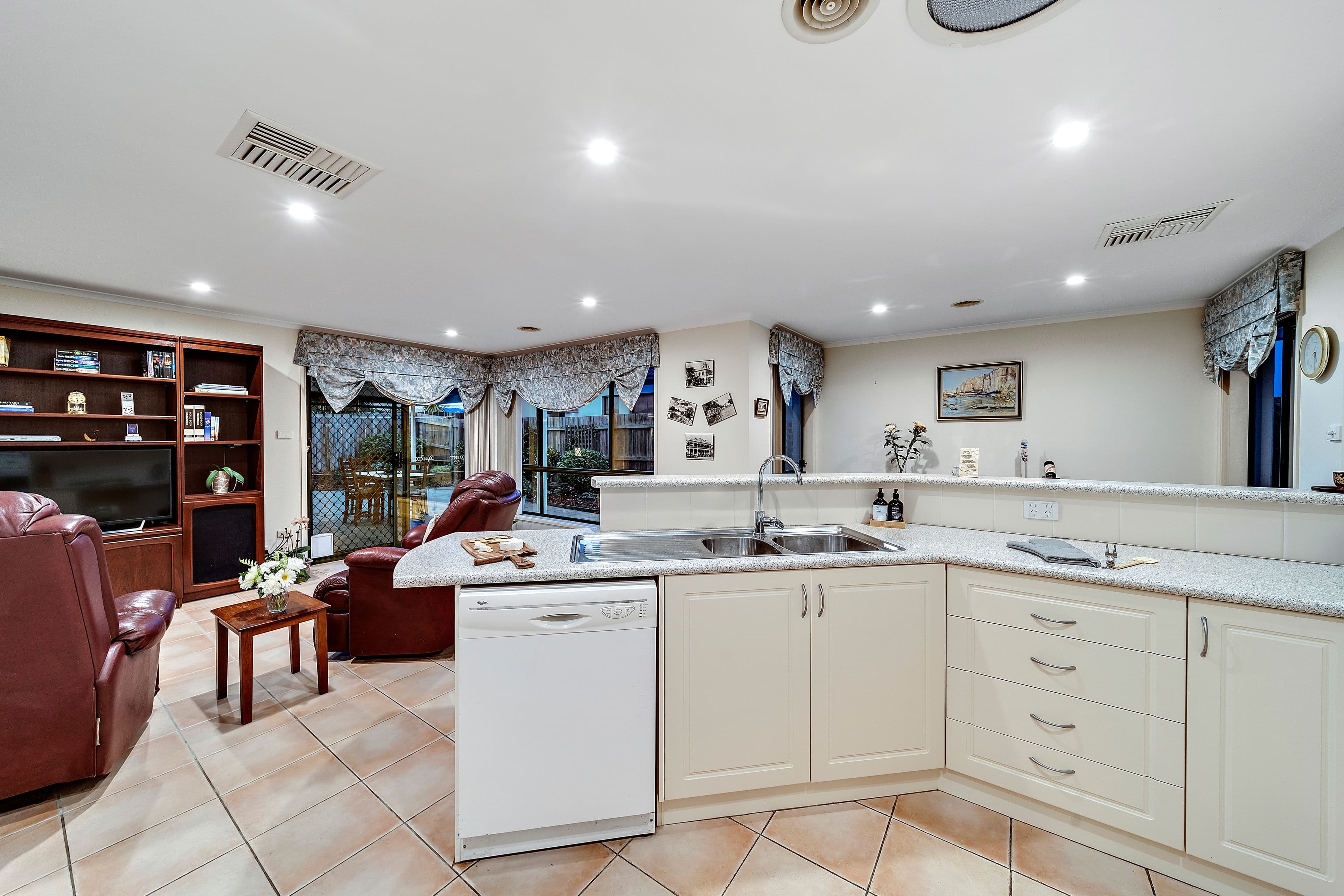 12 Auburn Street, Amaroo ACT 2914, Amaroo - Thumbnail 3