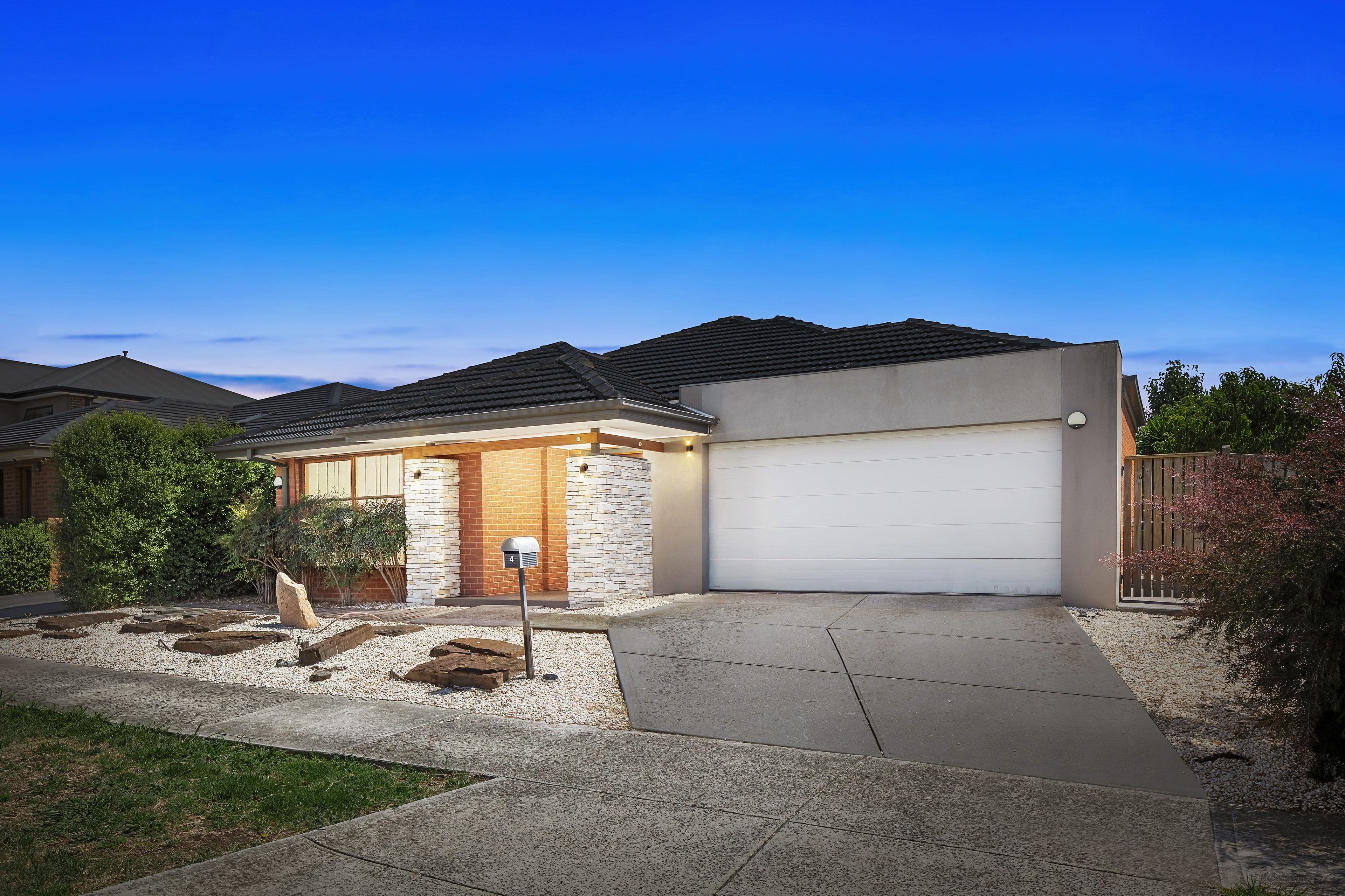 4 Monaghan Way, Lalor VIC 3075, Lalor - Thumbnail 2