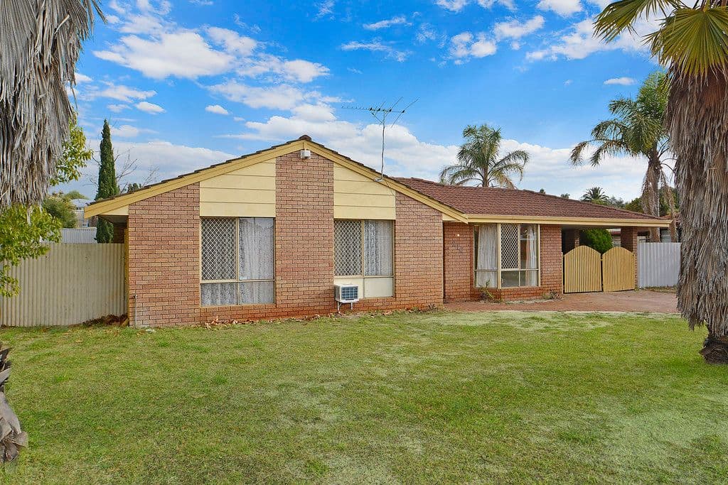 216 Illawarra Crescent, Ballajura WA 6066, Ballajura - Thumbnail 5