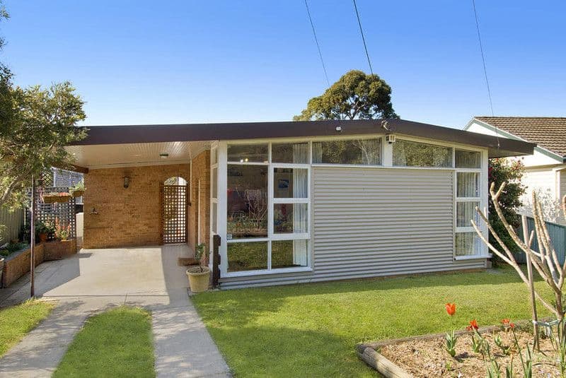 18 Dumbarton Place, ENGADINE NSW 2233, Engadine - Image 1