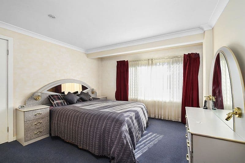 48 Kingsford Smith Drive, BERKELEY VALE NSW 2261, Berkeley Vale - Thumbnail 4