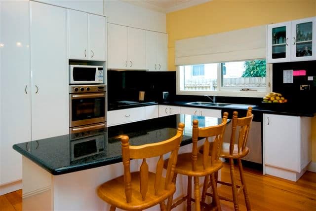 12 Sapphire Street, PRESTON VIC 3072, Preston - Thumbnail 4