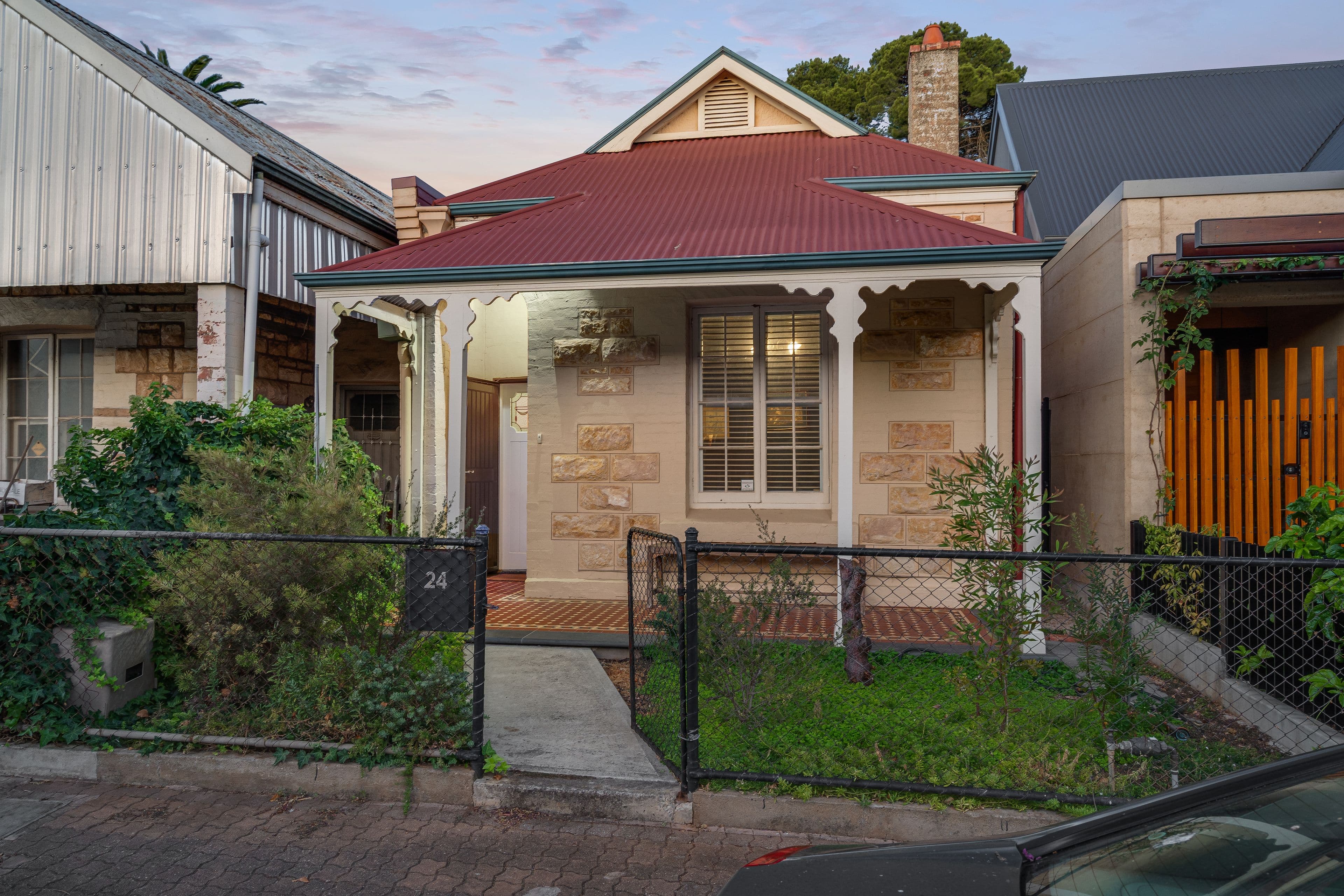 24 St John Street, Adelaide SA 5000, Adelaide - Thumbnail 2