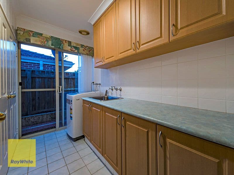 15 Seaton Court, South Guildford WA 6055, South Guildford - Thumbnail 7