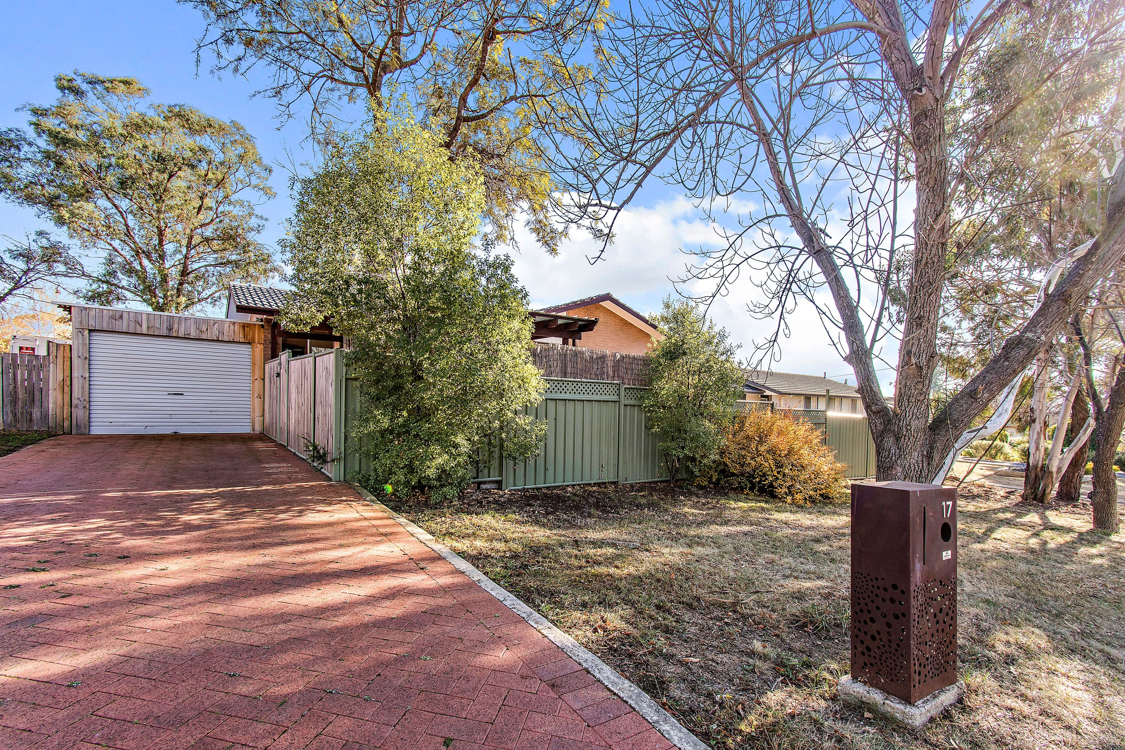 17 Griffiths Street, Holt ACT 2615, Holt - Thumbnail 2