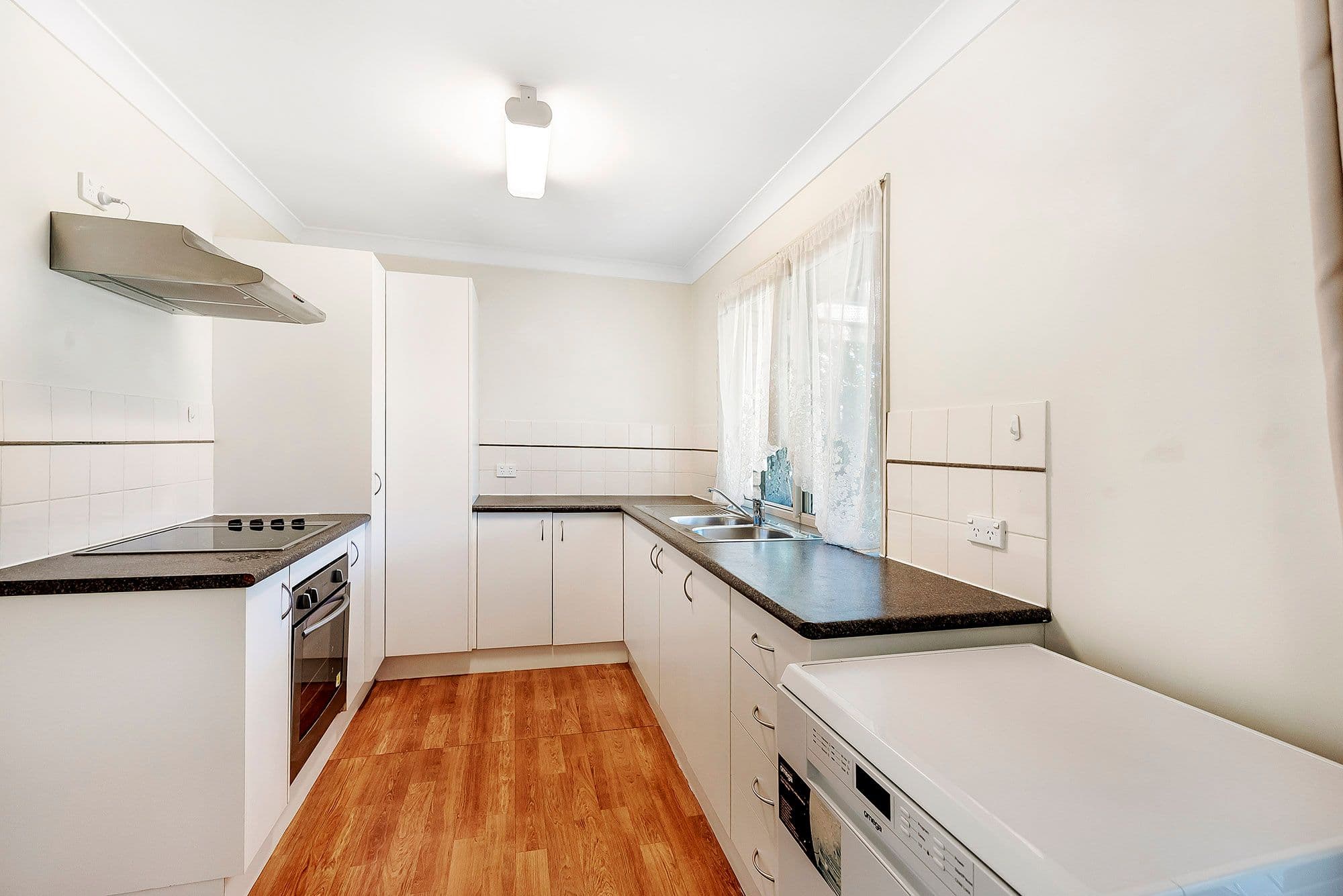 3 Carine Court, Nerang QLD 4211, Nerang - Thumbnail 3