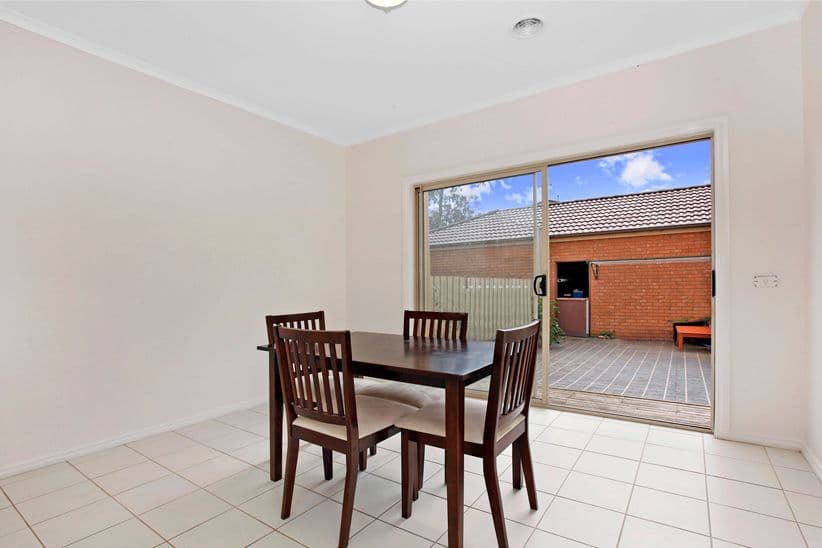 10 Lancewood Walk, South Morang VIC 3752, South Morang - Thumbnail 4