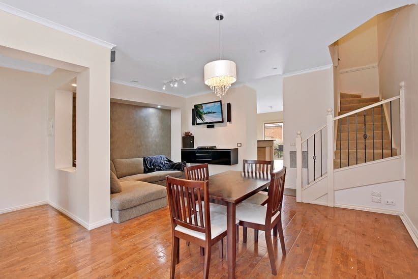 10 Lancewood Walk, South Morang VIC 3752, South Morang - Thumbnail 5