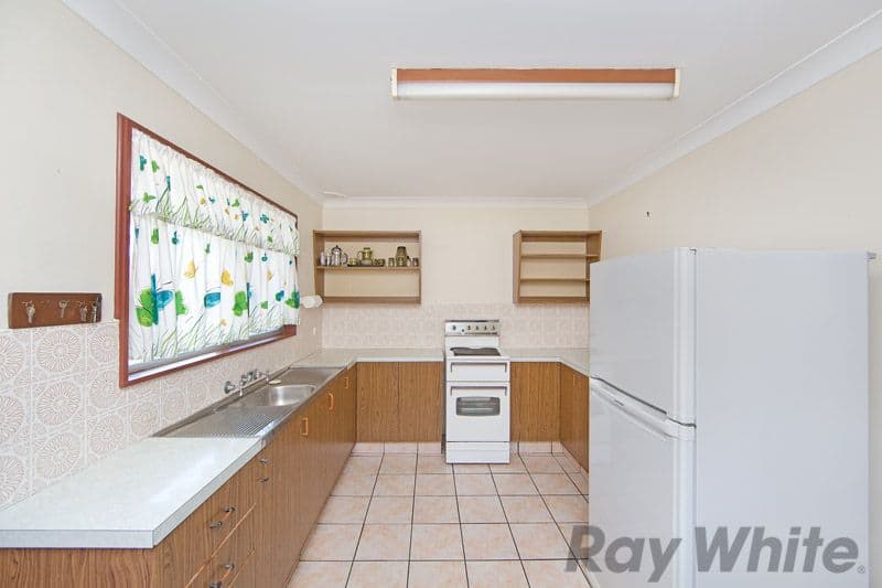 6 Kalani Street, BUDGEWOI NSW 2262, Budgewoi - Thumbnail 2