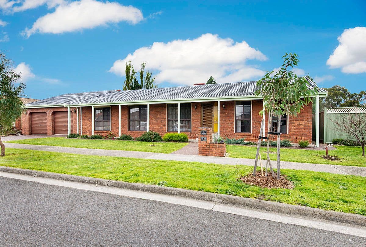 21 McClelland Drive, MILL PARK VIC 3082, Mill Park - Thumbnail 7