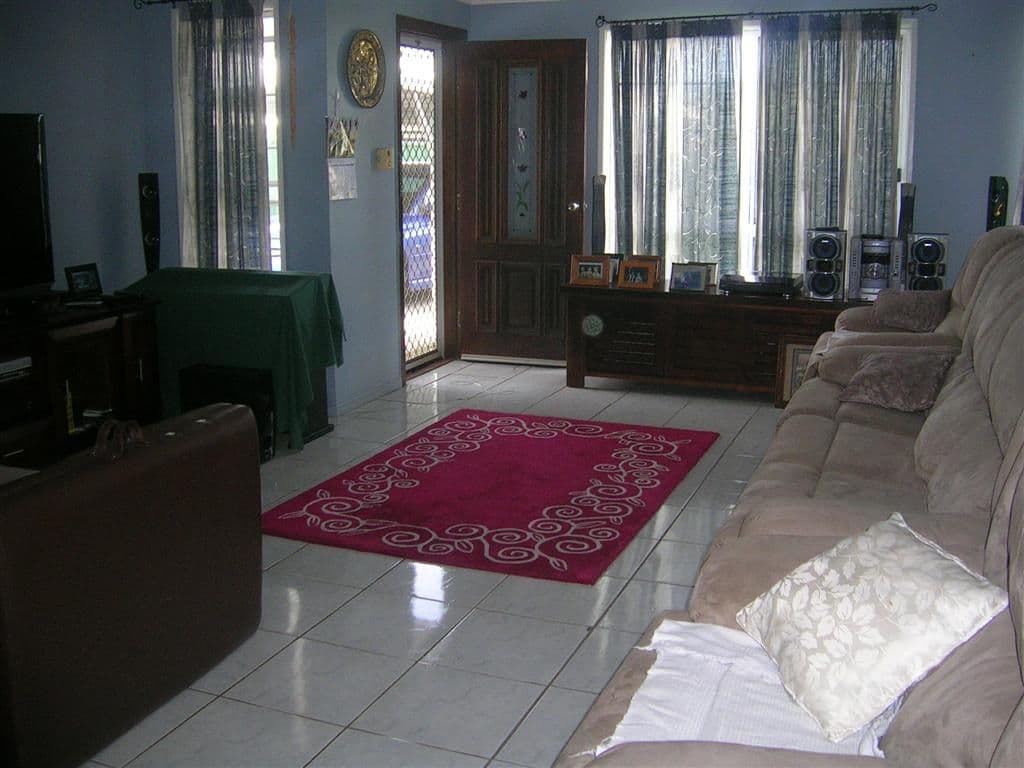 12 Lorraine Court, GRACEMERE QLD 4702, Gracemere - Thumbnail 2