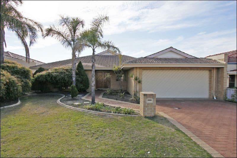 92 Waratah Boulevard, CANNING VALE WA 6155, Canning Vale - Image 1