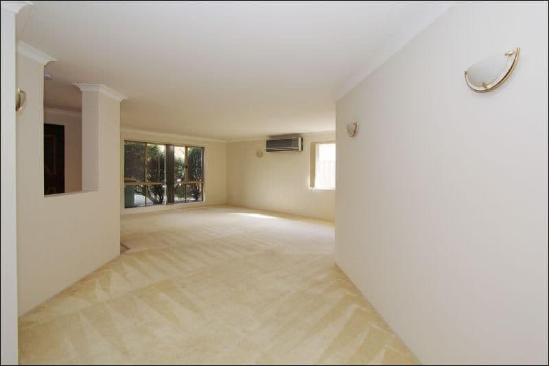 92 Waratah Boulevard, CANNING VALE WA 6155, Canning Vale - Thumbnail 5
