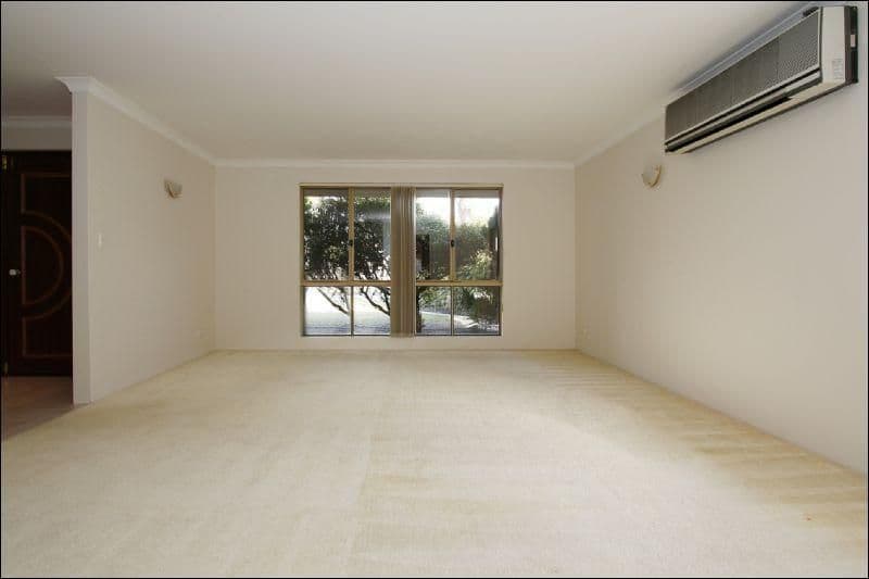 92 Waratah Boulevard, CANNING VALE WA 6155, Canning Vale - Thumbnail 6