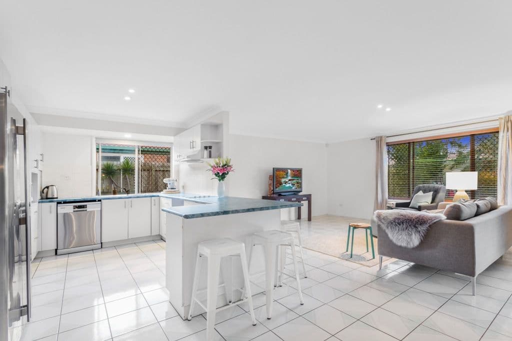 54 Allira Crescent, CARSELDINE QLD 4034, Carseldine - Thumbnail 2