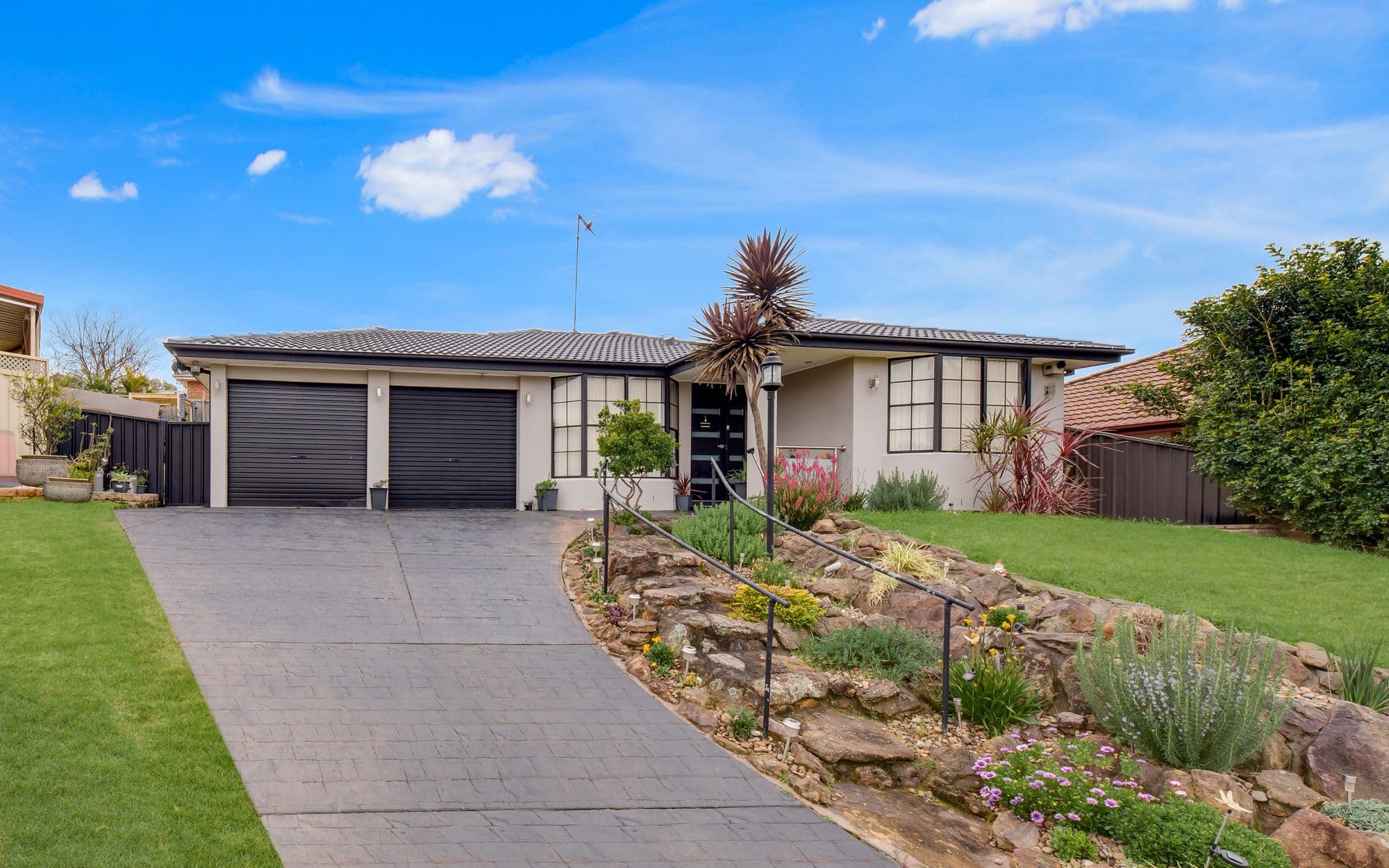 16 Tanami Place, Bow Bowing NSW 2566, Bow Bowing - Image 1