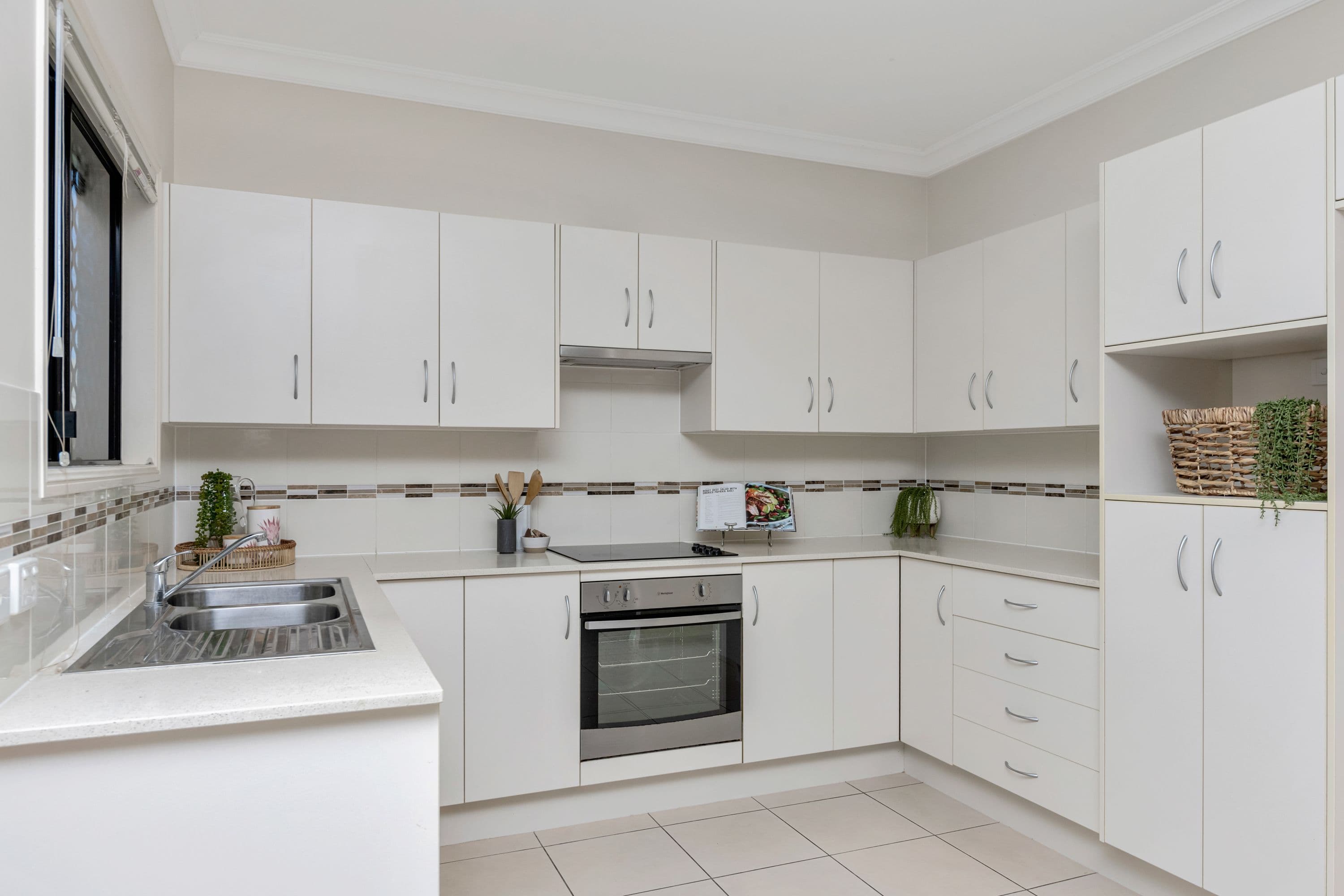 16-18 Garrison Court, Mount Louisa QLD 4814, Mount Louisa - Thumbnail 5