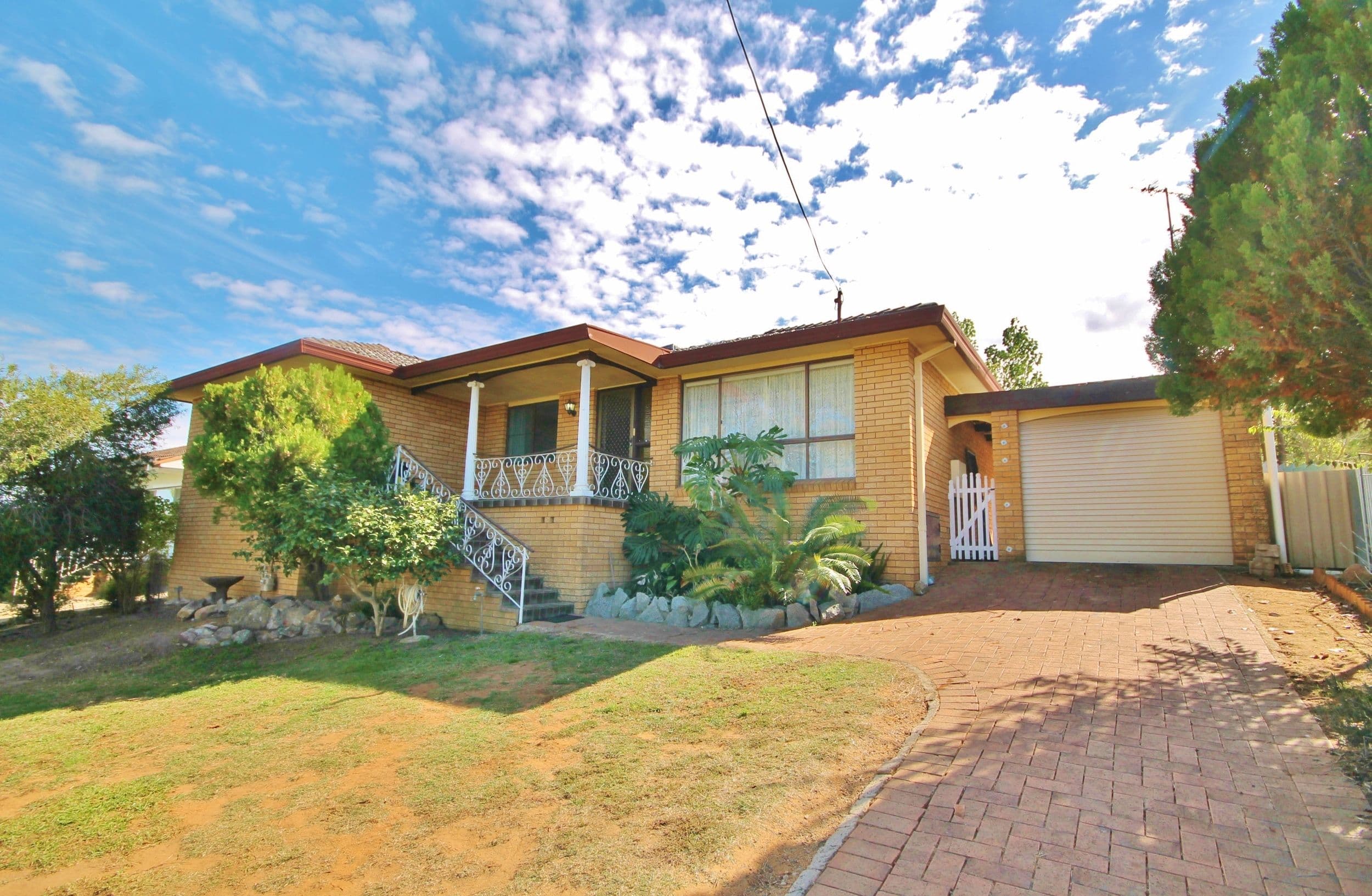 131 Edwards Street, Young - Image 1