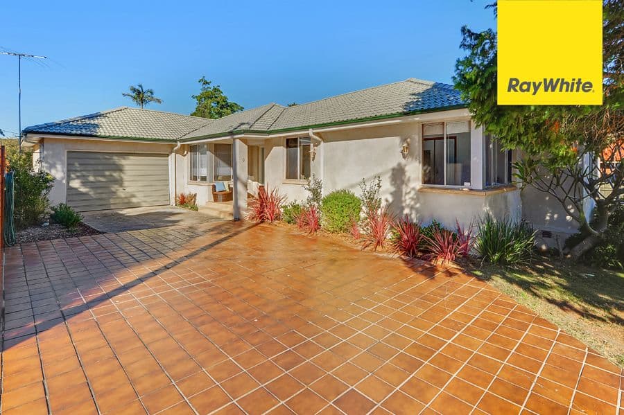 9 Corunna Road, Eastwood - Image 1