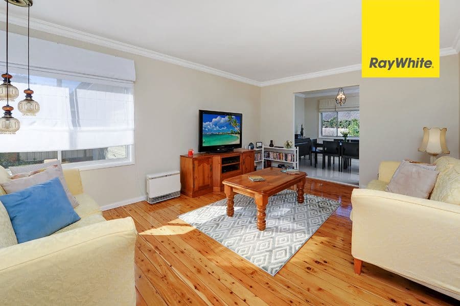 9 Corunna Road, Eastwood - Thumbnail 2