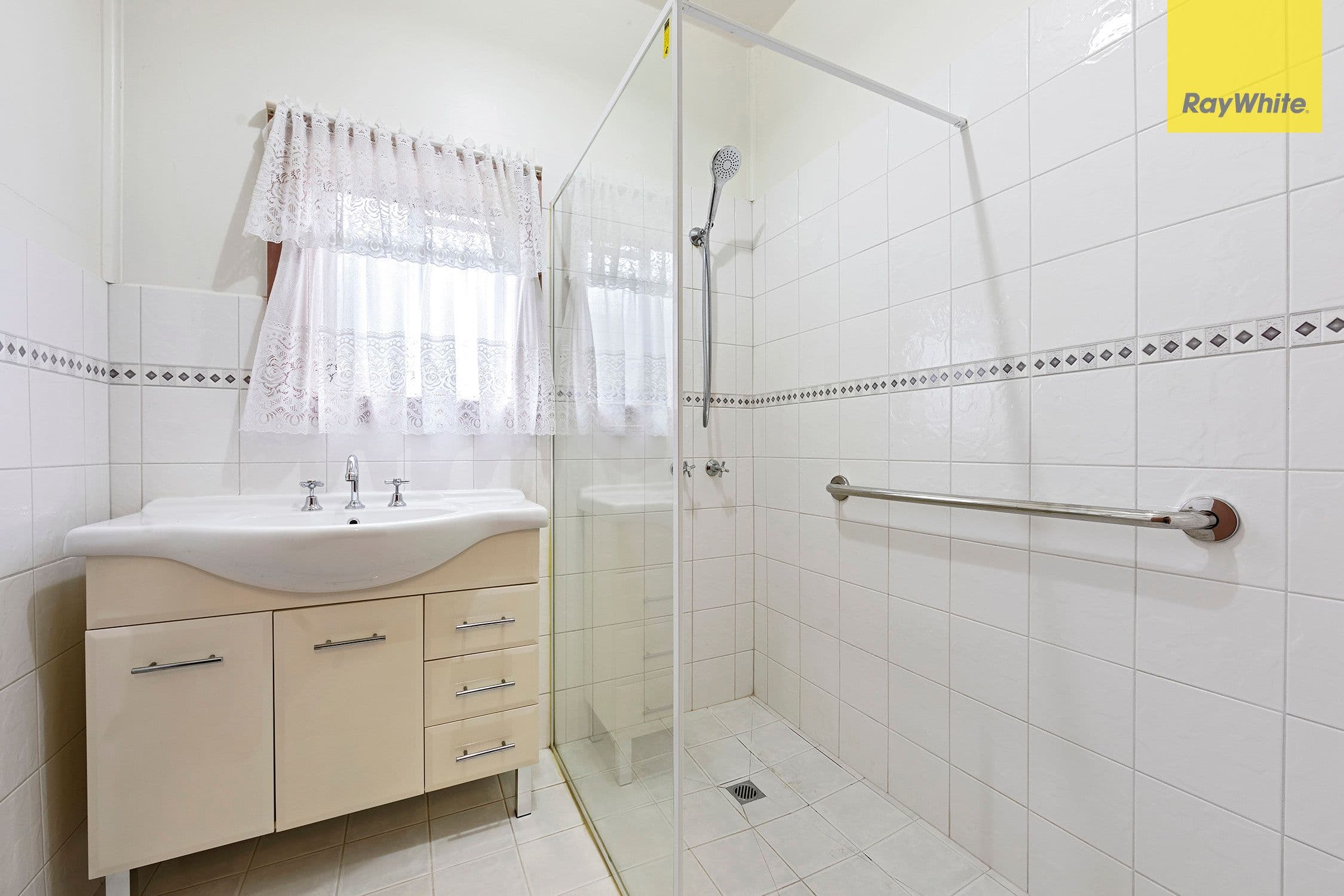 27 Ivanhoe Avenue, St Albans VIC 3021, St Albans - Thumbnail 8