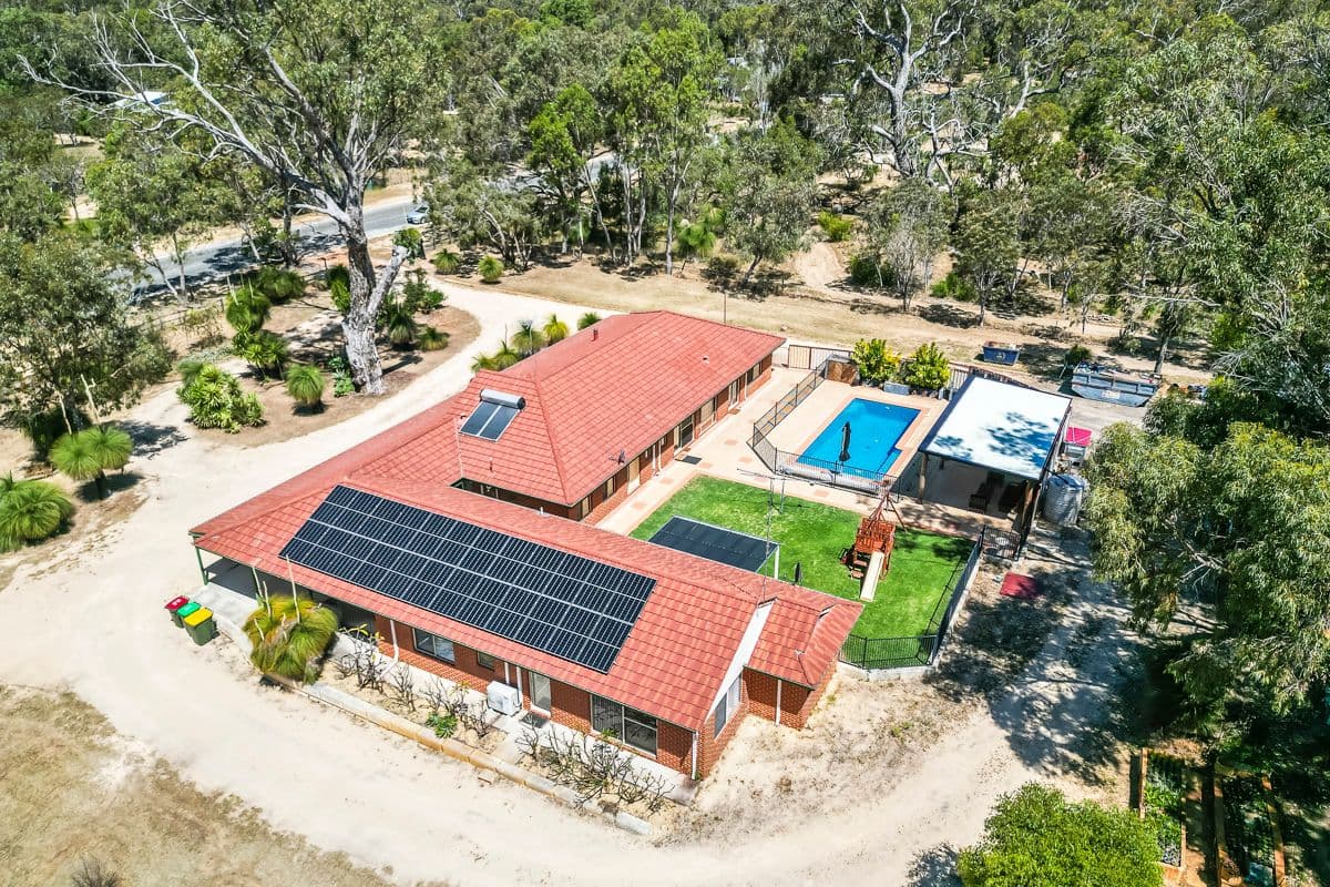 33 Harvest Circle, Two Rocks WA 6037, Two Rocks - Thumbnail 2