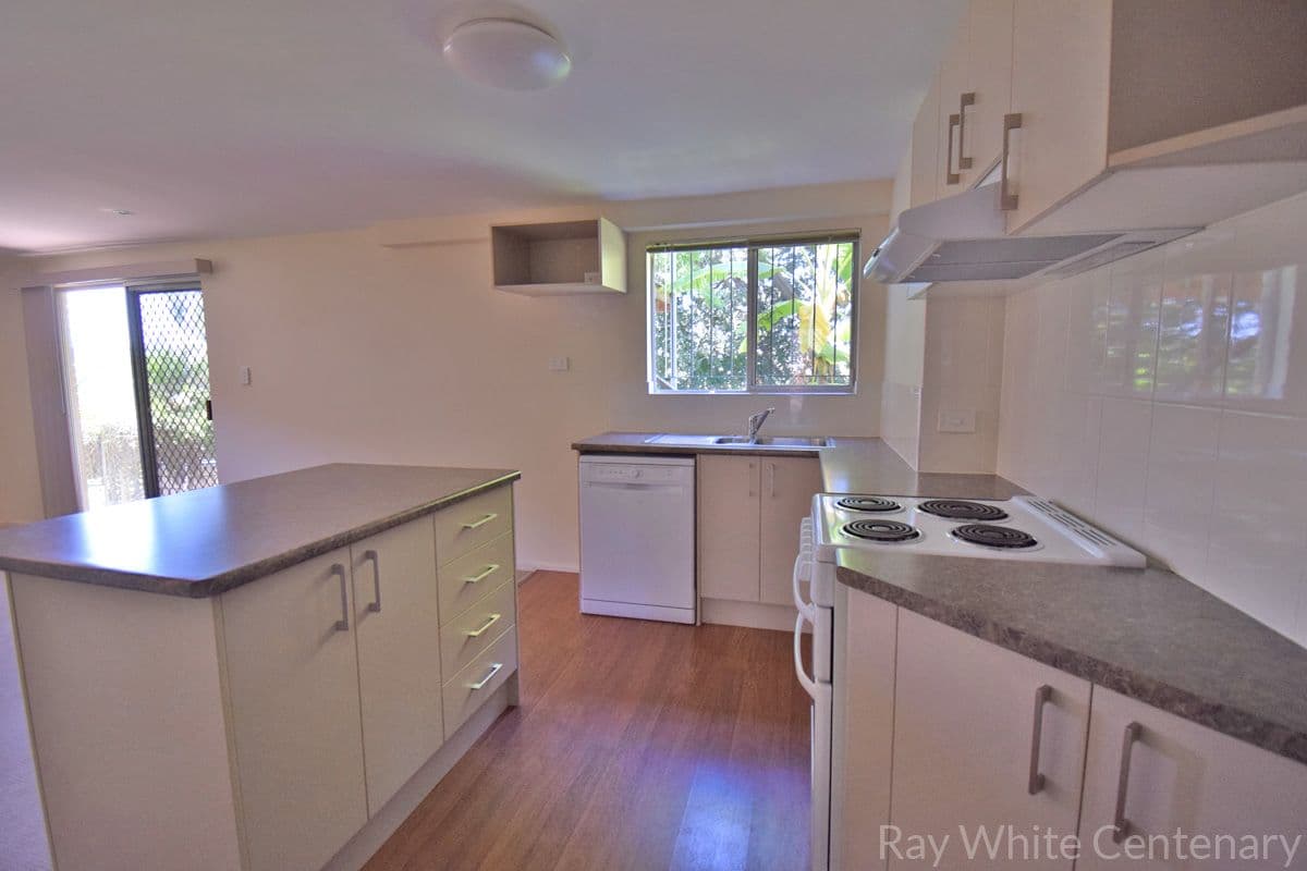 98 Tavistock Street, Oxley QLD 4075, Oxley - Thumbnail 4