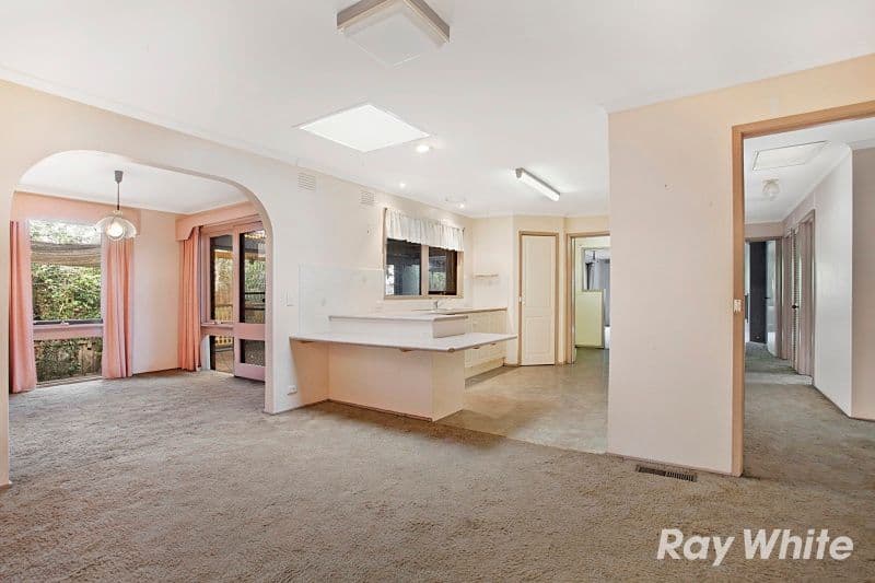 10 Raheen Avenue, Wantirna VIC 3152, Wantirna - Thumbnail 4