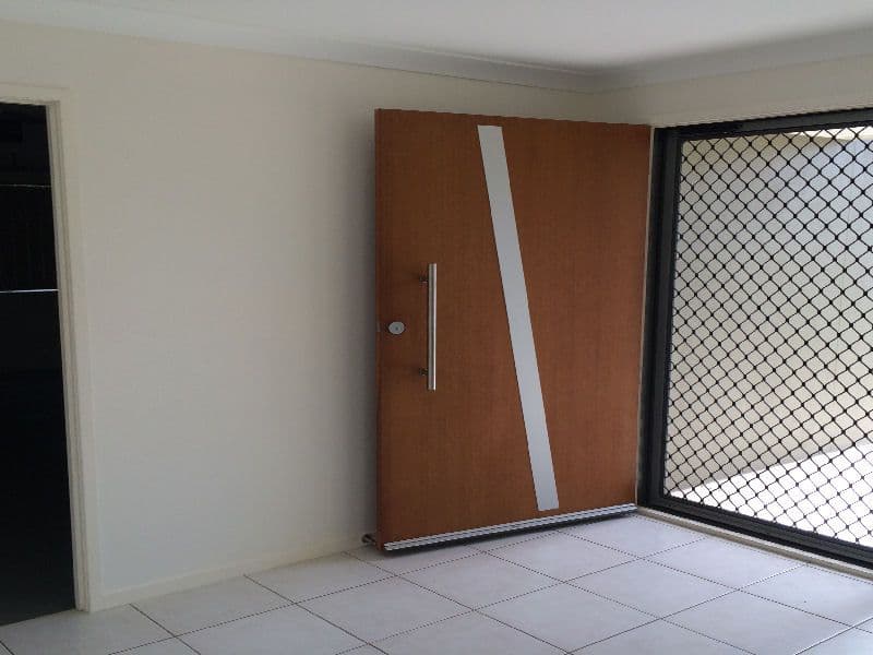 6 Argus Place, Kallangur QLD 4503, Kallangur - Thumbnail 2