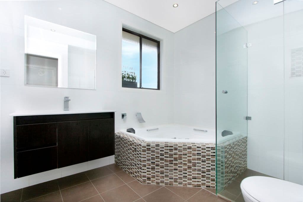 4 Burr Close, Bossley Park NSW 2176, Bossley Park - Thumbnail 2