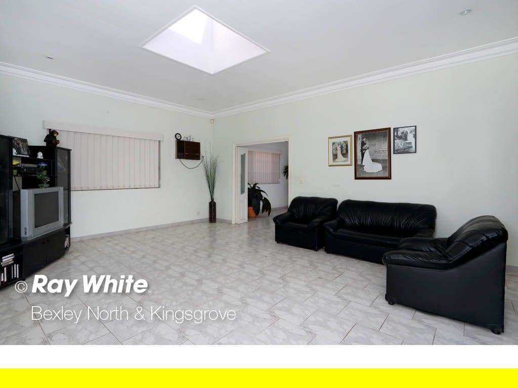 2 Perrys Avenue, BEXLEY NSW 2207, Bexley - Thumbnail 3