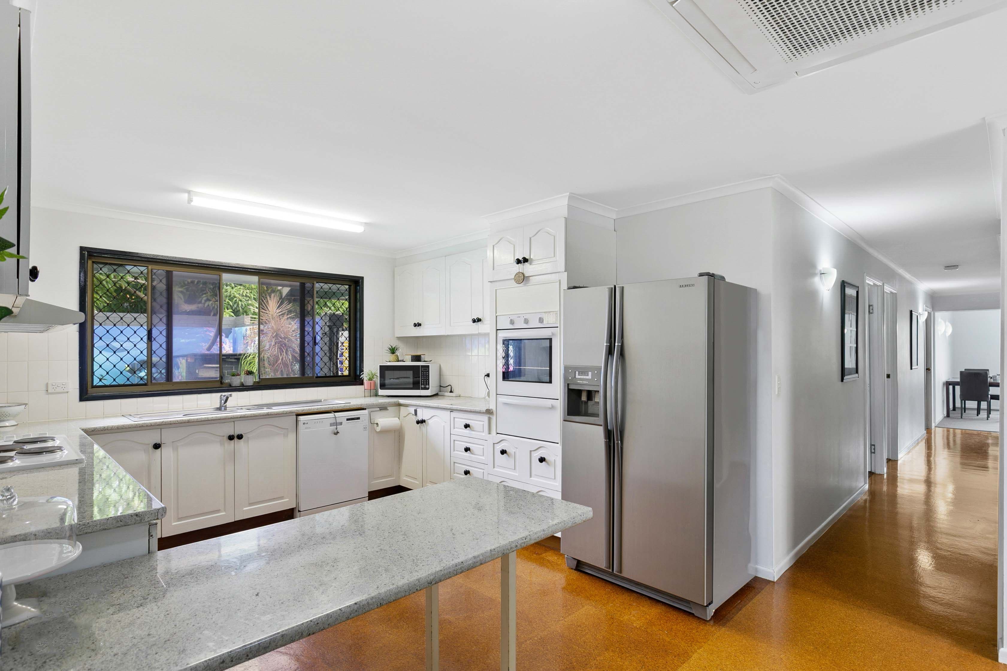 6 Ungowa Avenue, Pialba QLD 4655, Pialba - Thumbnail 3