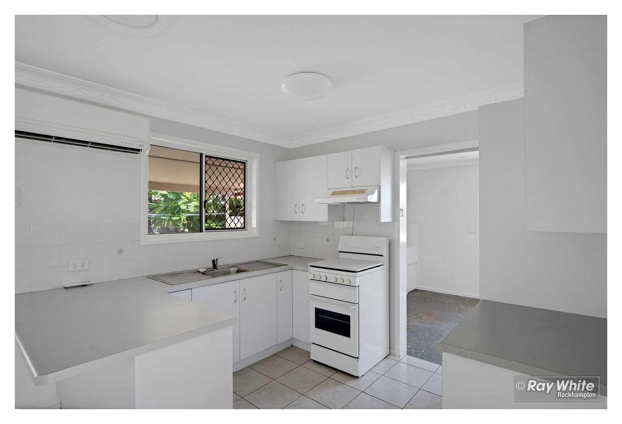 10 Ingham Street, Kawana QLD 4701, Kawana - Thumbnail 2