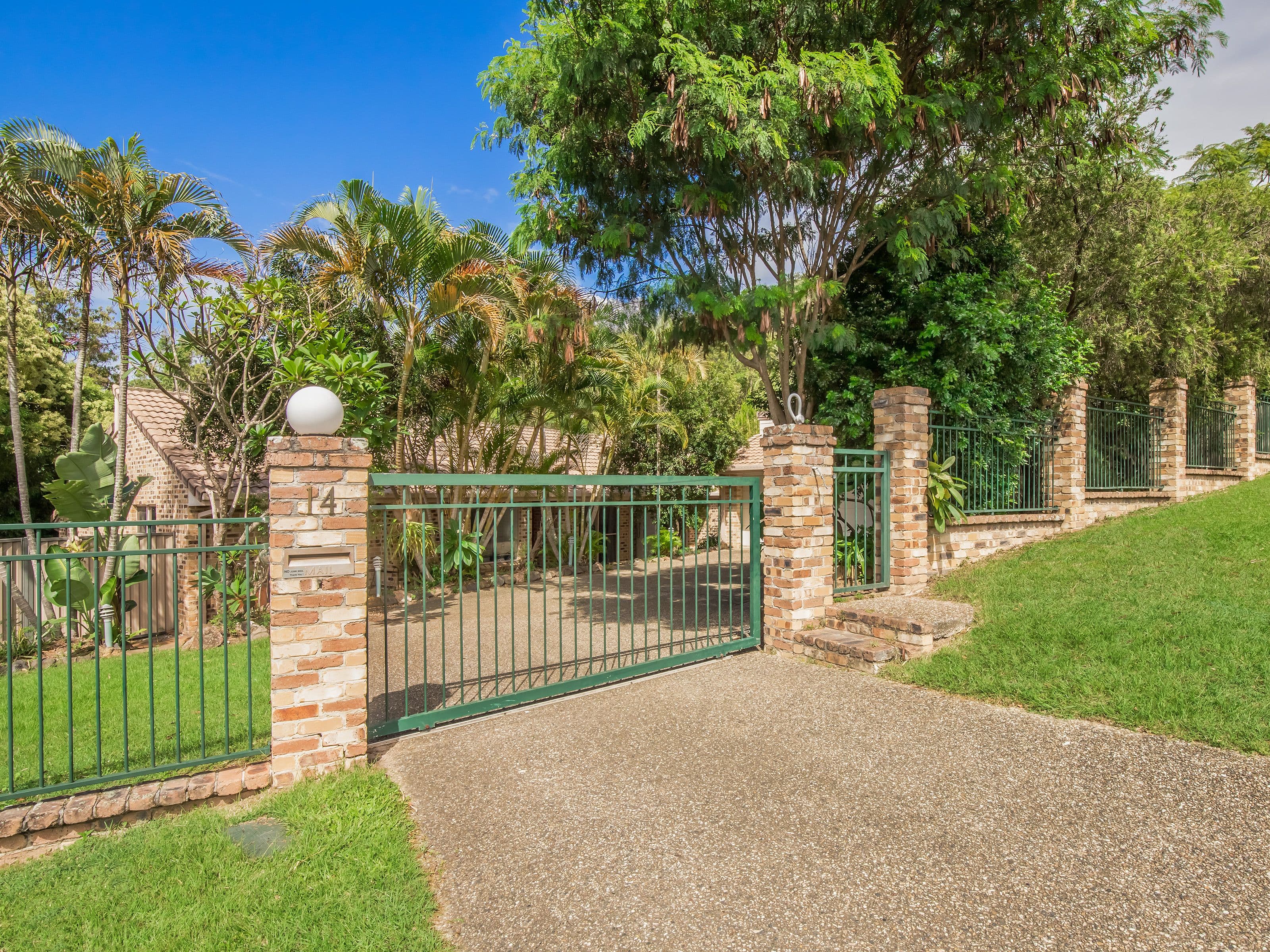 14 Wimbledon Way, Oxenford QLD 4210, Oxenford - Thumbnail 3