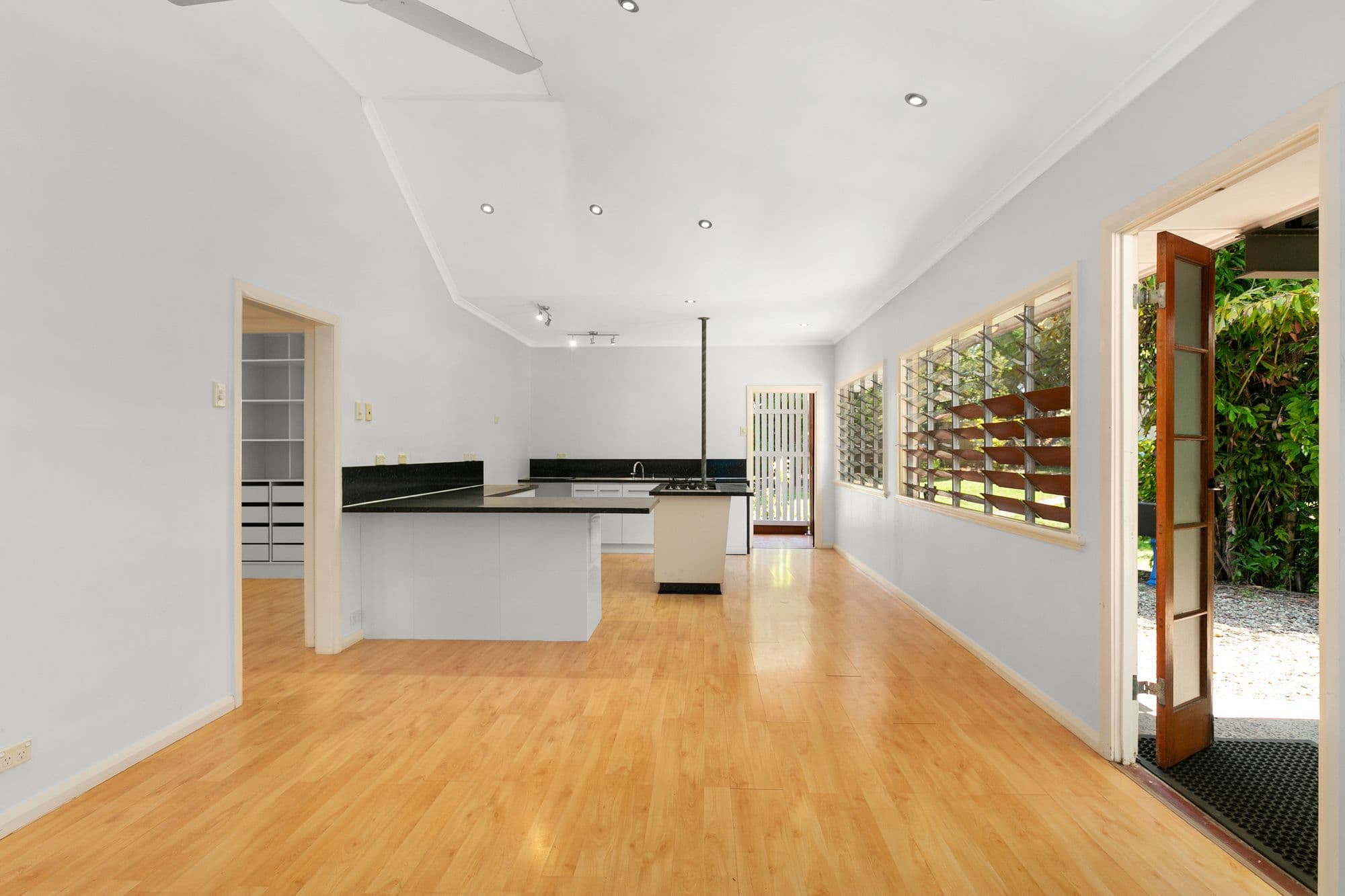 36 David Street, Machans Beach QLD 4878, Machans Beach - Thumbnail 3